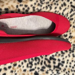 Cloud, steppers by Clarks, size 10, worn once, red